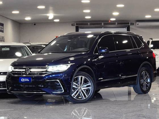 VOLKSWAGEN TIGUAN 2.0 300 TSI GASOLINA ALLSPACE R-LINE AUTOMÁTICO VOLKSWAGEN TIGUAN 2.0 300 TSI GASOLINA ALLSPACE R-LINE AUTOMÁTICO